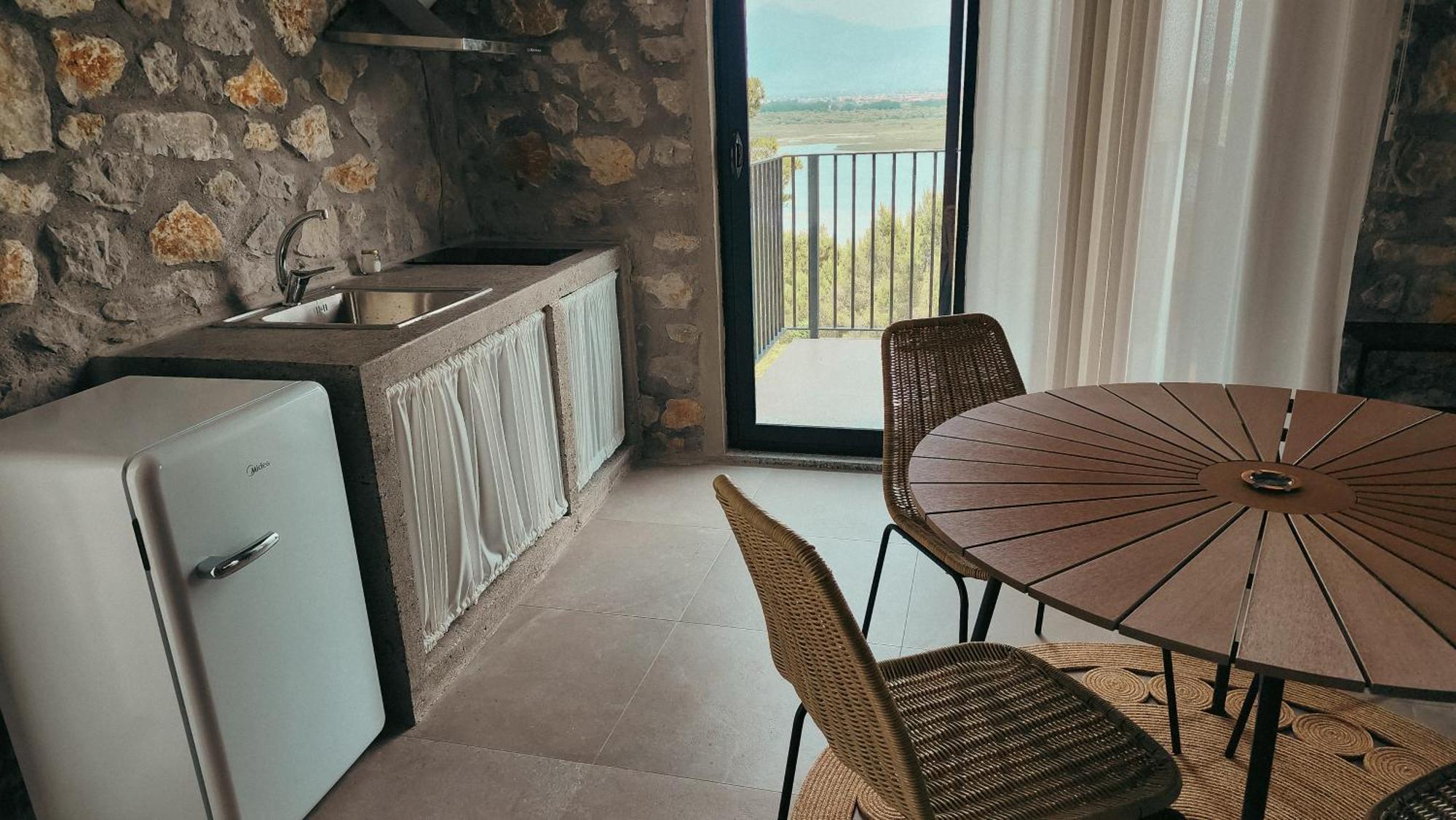 Rustico Guest House Shiroka Exterior photo